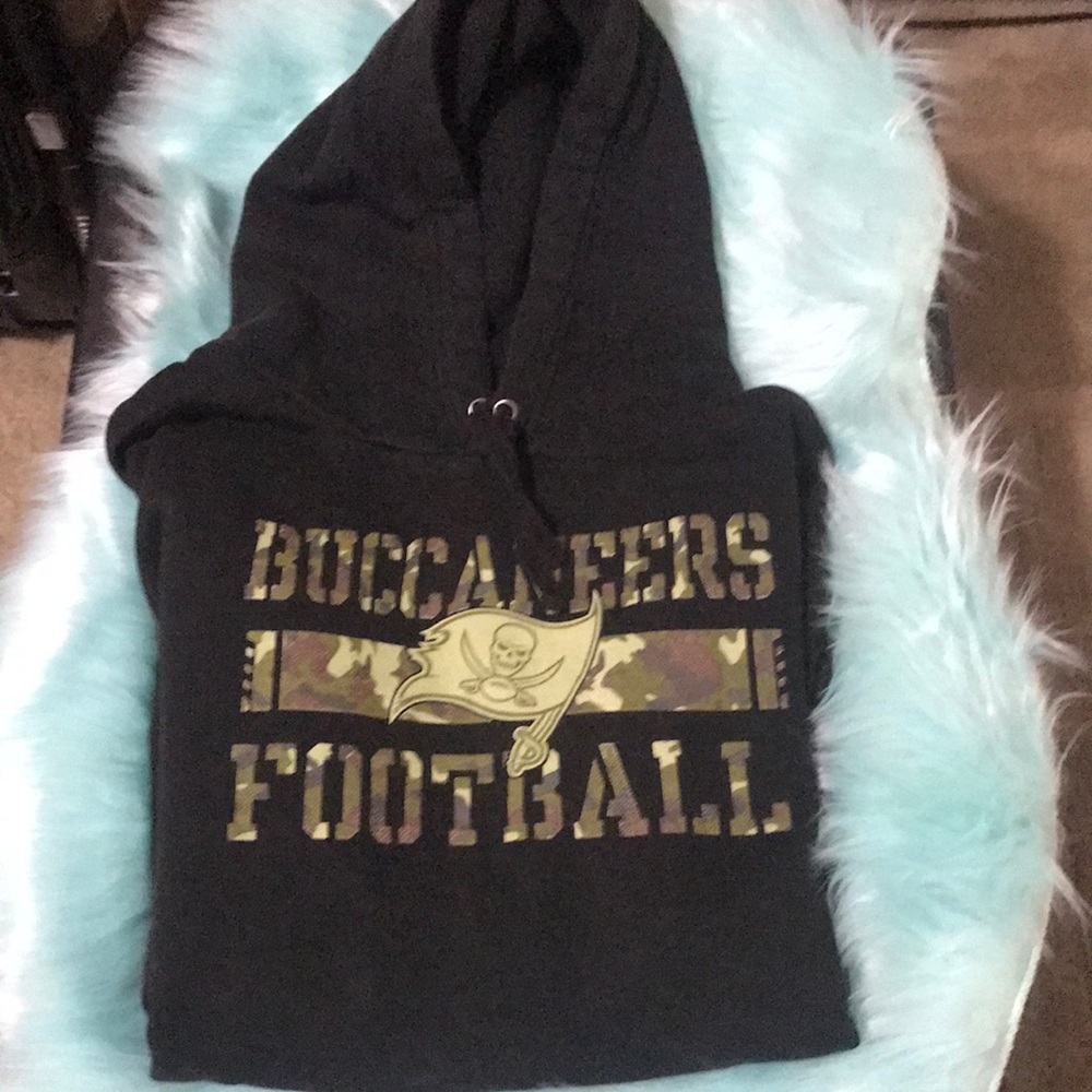 Tampa bay buccaneers sweatshirt xl